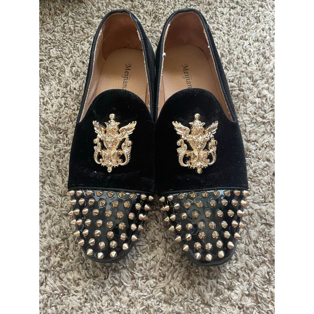 Boys men's loafers size 8 black velvet gold spiked crest formal shoes